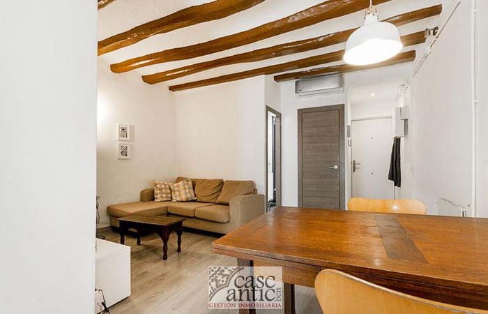 apartment for sale in El Raval (Barcelona)